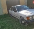 Білий Мерседес 190, об'ємом двигуна 2 л та пробігом 400 тис. км за 1557 $, фото 1 на Automoto.ua