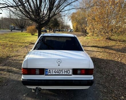 Білий Мерседес 190, об'ємом двигуна 2 л та пробігом 69 тис. км за 1350 $, фото 5 на Automoto.ua