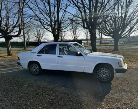 Білий Мерседес 190, об'ємом двигуна 2 л та пробігом 69 тис. км за 1350 $, фото 10 на Automoto.ua