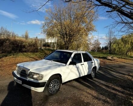 Білий Мерседес 190, об'ємом двигуна 2 л та пробігом 69 тис. км за 1350 $, фото 7 на Automoto.ua