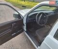Белый Мерседес 190, объемом двигателя 2 л и пробегом 280 тыс. км за 2300 $, фото 6 на Automoto.ua