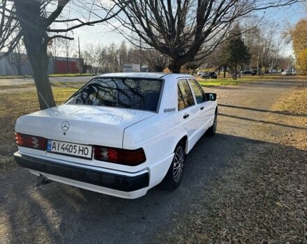 Білий Мерседес 190, об'ємом двигуна 2 л та пробігом 69 тис. км за 1350 $, фото 4 на Automoto.ua