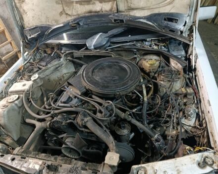 Белый Мерседес 190, объемом двигателя 2 л и пробегом 312 тыс. км за 950 $, фото 7 на Automoto.ua