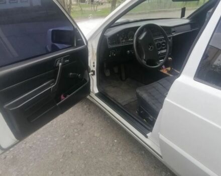 Білий Мерседес 190, об'ємом двигуна 0 л та пробігом 422 тис. км за 1900 $, фото 4 на Automoto.ua
