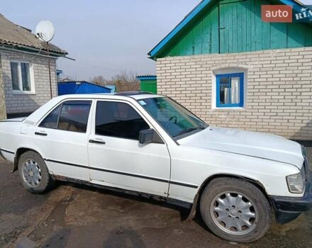 Білий Мерседес 190, об'ємом двигуна 2 л та пробігом 364 тис. км за 1400 $, фото 1 на Automoto.ua