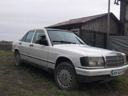 Білий Мерседес 190, об'ємом двигуна 2 л та пробігом 268 тис. км за 1700 $, фото 1 на Automoto.ua