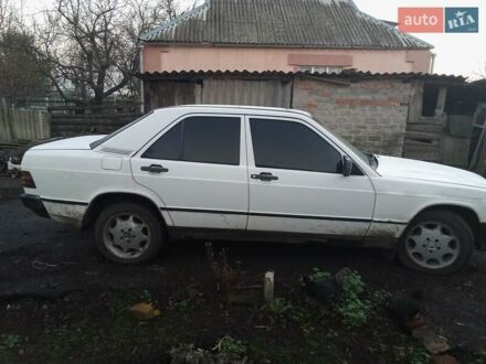 Білий Мерседес 190, об'ємом двигуна 2 л та пробігом 549 тис. км за 1183 $, фото 1 на Automoto.ua