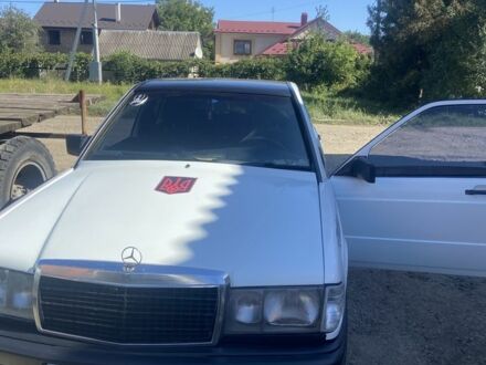 Білий Мерседес 190, об'ємом двигуна 2 л та пробігом 3 тис. км за 1850 $, фото 1 на Automoto.ua