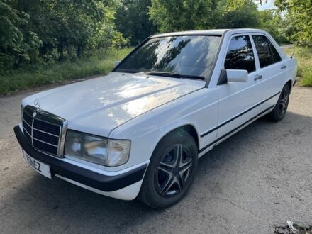Мерседес 190 1988 у Раздельной на Automoto.ua Білий Мерседес 190, об'ємом двигуна 2.3 л та пробігом 417 тис. км за 2900 $, фото 1 на Automoto.ua