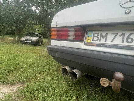 Мерседес 190 1989 в Глухове на Automoto.ua Белый Мерседес 190, объемом двигателя 2 л и пробегом 668 тыс. км за 1400 $, фото 1 на Automoto.ua