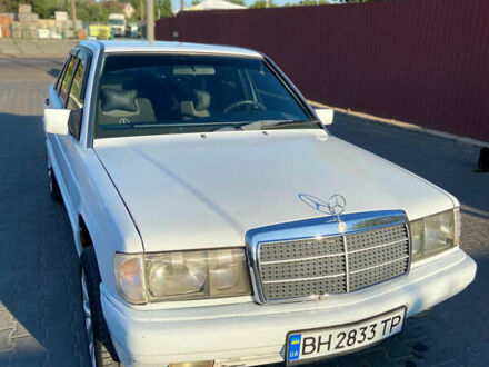 Білий Мерседес 190, об'ємом двигуна 2 л та пробігом 150 тис. км за 2800 $, фото 1 на Automoto.ua