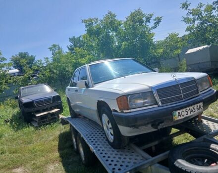 Белый Мерседес 190, объемом двигателя 2 л и пробегом 280 тыс. км за 500 $, фото 1 на Automoto.ua