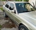 Бежевый Мерседес 190, объемом двигателя 2 л и пробегом 300 тыс. км за 1990 $, фото 8 на Automoto.ua