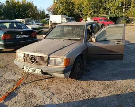 Бежевий Мерседес 190, об'ємом двигуна 2 л та пробігом 330 тис. км за 1500 $, фото 8 на Automoto.ua
