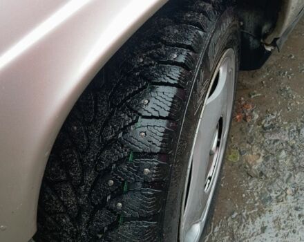 Бежевый Мерседес 190, объемом двигателя 2.2 л и пробегом 370 тыс. км за 2700 $, фото 4 на Automoto.ua