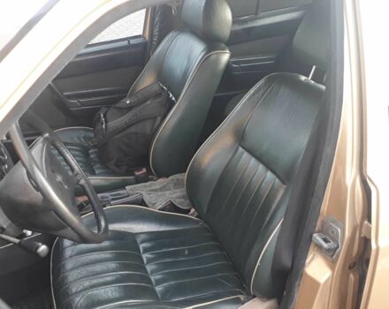 Бежевий Мерседес 190, об'ємом двигуна 2 л та пробігом 350 тис. км за 1700 $, фото 2 на Automoto.ua