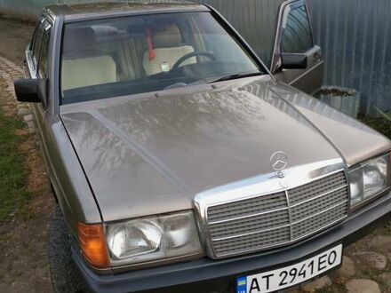 Мерседес 190 1987 у Івано-Франківську на Automoto.ua Бежевий Мерседес 190, об'ємом двигуна 2 л та пробігом 350 тис. км за 2699 $, фото 1 на Automoto.ua