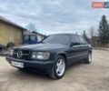 Черный Мерседес 190, объемом двигателя 2 л и пробегом 273 тыс. км за 1750 $, фото 1 на Automoto.ua