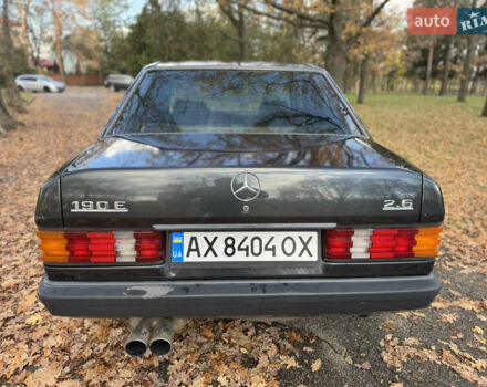 Черный Мерседес 190, объемом двигателя 2.6 л и пробегом 267 тыс. км за 2999 $, фото 4 на Automoto.ua