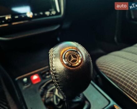 Черный Мерседес 190, объемом двигателя 2.3 л и пробегом 271 тыс. км за 4000 $, фото 28 на Automoto.ua