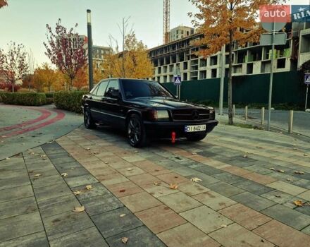 Черный Мерседес 190, объемом двигателя 2.3 л и пробегом 271 тыс. км за 4000 $, фото 14 на Automoto.ua