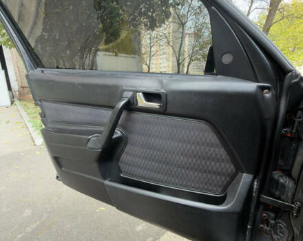 Черный Мерседес 190, объемом двигателя 2 л и пробегом 374 тыс. км за 6500 $, фото 15 на Automoto.ua