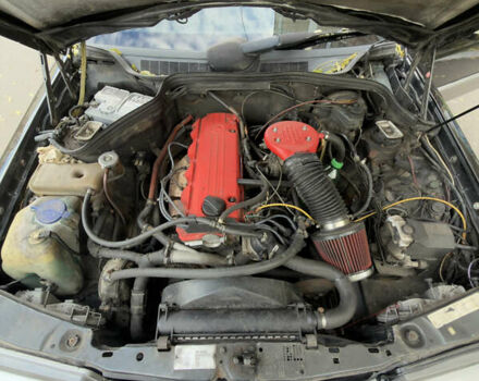 Черный Мерседес 190, объемом двигателя 2 л и пробегом 374 тыс. км за 6500 $, фото 6 на Automoto.ua