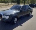 Черный Мерседес 190, объемом двигателя 2 л и пробегом 200 тыс. км за 3200 $, фото 1 на Automoto.ua