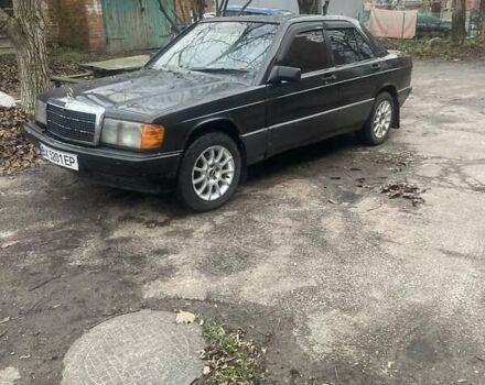 Чорний Мерседес 190, об'ємом двигуна 1.8 л та пробігом 300 тис. км за 1500 $, фото 9 на Automoto.ua