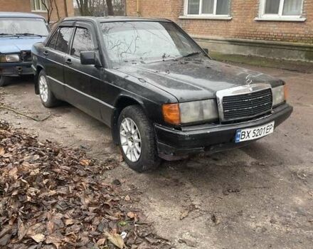 Чорний Мерседес 190, об'ємом двигуна 1.8 л та пробігом 300 тис. км за 1500 $, фото 7 на Automoto.ua