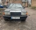 Чорний Мерседес 190, об'ємом двигуна 1.8 л та пробігом 300 тис. км за 1500 $, фото 6 на Automoto.ua