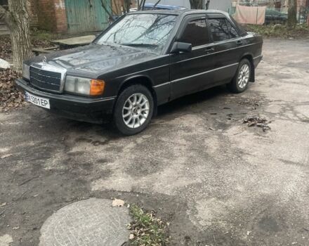 Чорний Мерседес 190, об'ємом двигуна 1.8 л та пробігом 300 тис. км за 1500 $, фото 10 на Automoto.ua