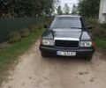 Чорний Мерседес 190, об'ємом двигуна 1.8 л та пробігом 233 тис. км за 2600 $, фото 1 на Automoto.ua