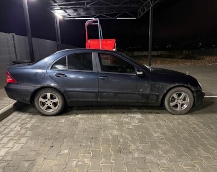 Черный Мерседес 190, объемом двигателя 2 л и пробегом 160 тыс. км за 2100 $, фото 1 на Automoto.ua