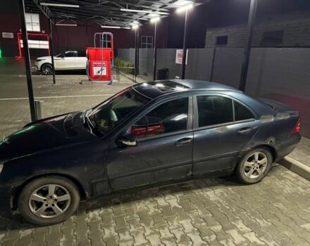 Черный Мерседес 190, объемом двигателя 2 л и пробегом 160 тыс. км за 2100 $, фото 2 на Automoto.ua