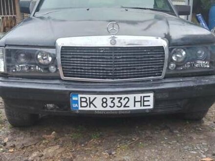 Черный Мерседес 190, объемом двигателя 2.5 л и пробегом 630 тыс. км за 2400 $, фото 1 на Automoto.ua