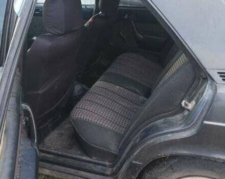 Черный Мерседес 190, объемом двигателя 2 л и пробегом 450 тыс. км за 1500 $, фото 1 на Automoto.ua