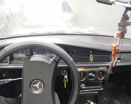 Коричневий Мерседес 190, об'ємом двигуна 2.3 л та пробігом 300 тис. км за 1000 $, фото 11 на Automoto.ua