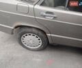 Коричневый Мерседес 190, объемом двигателя 2.3 л и пробегом 300 тыс. км за 1000 $, фото 7 на Automoto.ua