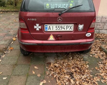 Червоний Мерседес 190, об'ємом двигуна 2 л та пробігом 212 тис. км за 2300 $, фото 2 на Automoto.ua