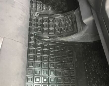 Червоний Мерседес 190, об'ємом двигуна 2.3 л та пробігом 552 тис. км за 2550 $, фото 2 на Automoto.ua