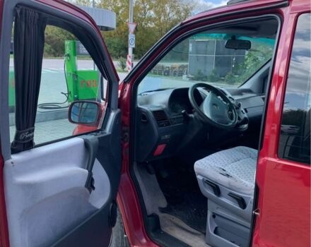 Красный Мерседес 190, объемом двигателя 2.1 л и пробегом 400 тыс. км за 5500 $, фото 3 на Automoto.ua