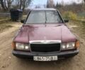 Красный Мерседес 190, объемом двигателя 2 л и пробегом 600 тыс. км за 950 $, фото 2 на Automoto.ua
