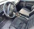 Красный Мерседес 190, объемом двигателя 2 л и пробегом 300 тыс. км за 1500 $, фото 6 на Automoto.ua