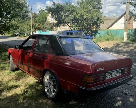 Червоний Мерседес 190, об'ємом двигуна 2 л та пробігом 367 тис. км за 1500 $, фото 2 на Automoto.ua