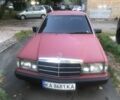 Червоний Мерседес 190, об'ємом двигуна 2.6 л та пробігом 425 тис. км за 2300 $, фото 2 на Automoto.ua