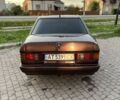 Красный Мерседес 190, объемом двигателя 2.3 л и пробегом 450 тыс. км за 1200 $, фото 7 на Automoto.ua