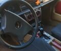 Красный Мерседес 190, объемом двигателя 1.8 л и пробегом 800 тыс. км за 1500 $, фото 1 на Automoto.ua