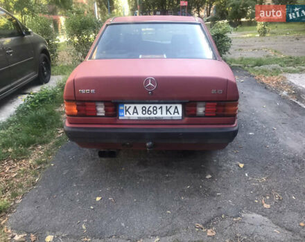 Червоний Мерседес 190, об'ємом двигуна 2.6 л та пробігом 425 тис. км за 2300 $, фото 1 на Automoto.ua
