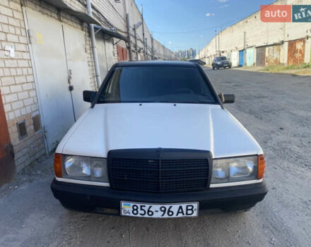 Мерседес 190, об'ємом двигуна 0 л та пробігом 350 тис. км за 2300 $, фото 1 на Automoto.ua